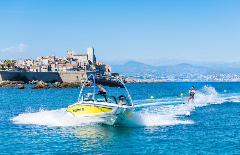 Al soggiorno linguistico francese le attività al mare sono di ogni tipo e potrai svagarti alla grande