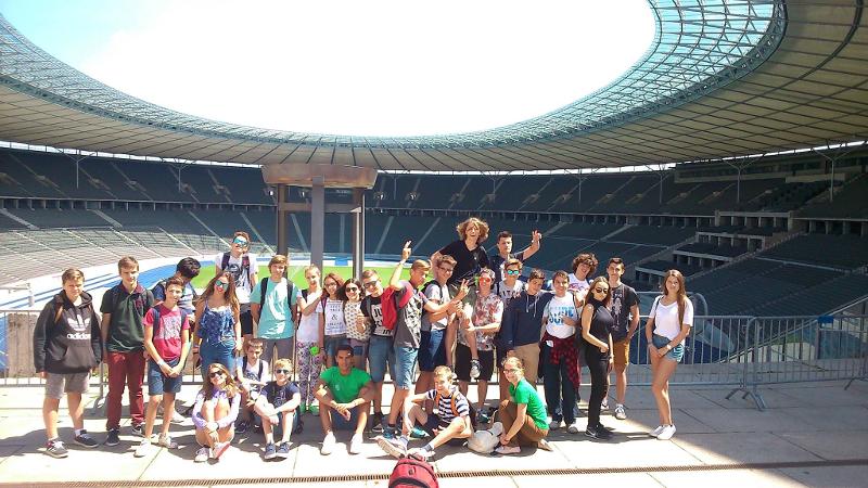 Al soggiorno studio Germania i ragazzi sono alo stadio